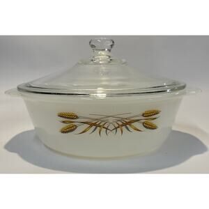 Fire King Anchor Hocking Casserole Amber Wheat Pattern 1.5 Qt w/ Lid